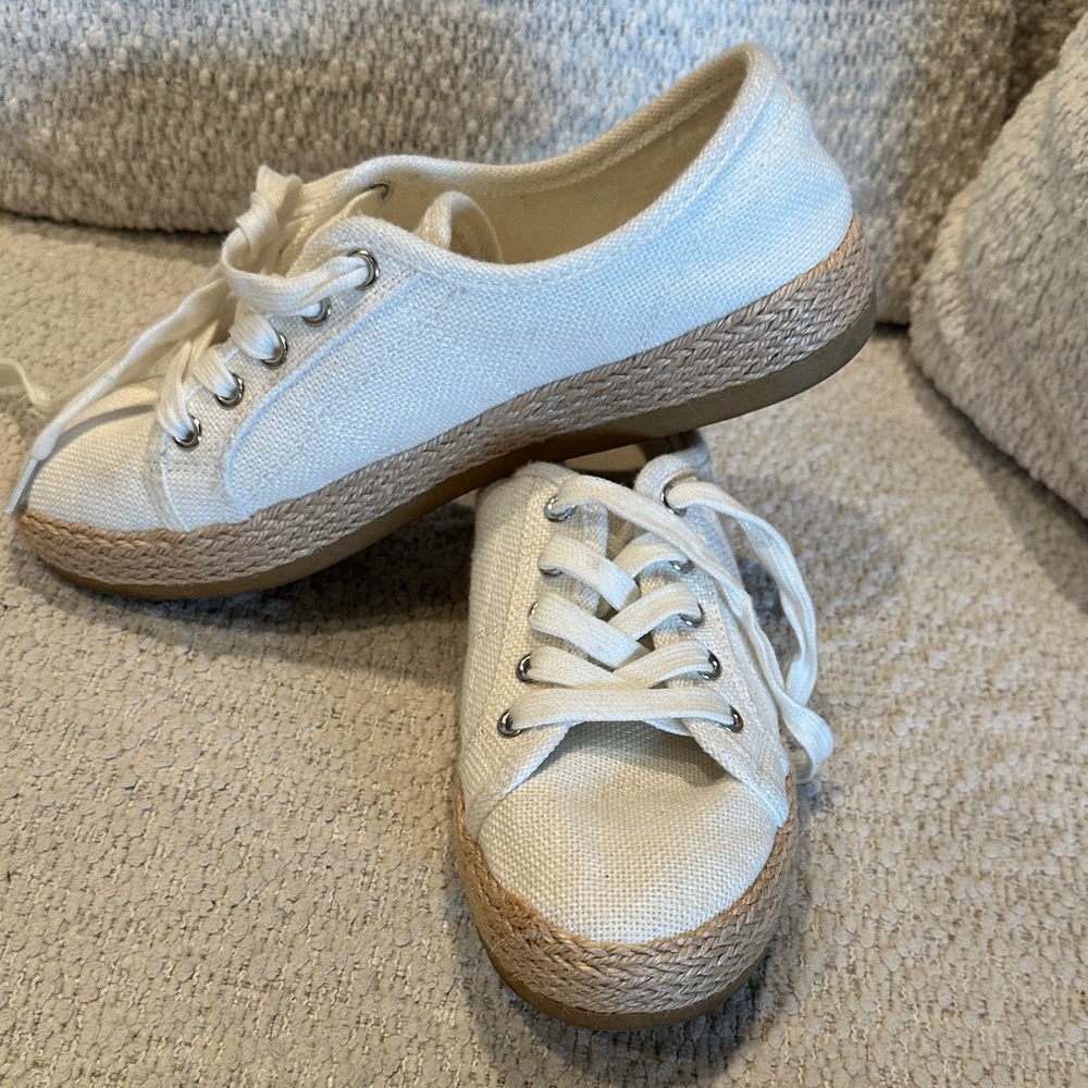 Tommy Bahama White Canvas Sneakers with Tan Sole